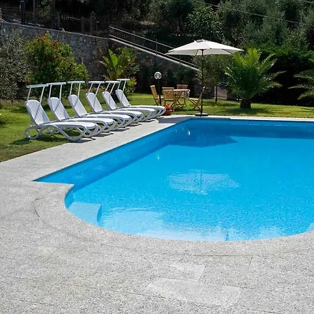 Pinkhouse Poggi